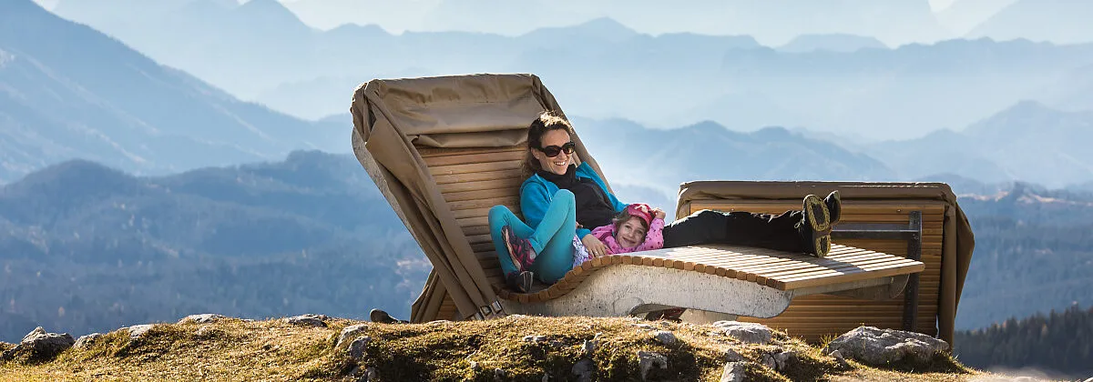 Niederösterreich Bahnen – Die Gemeindealpe Mitterbach ist ein besonderes Ziel für Familien-Bergwanderungen. (Foto: Fred Lindmoser / RS MEDIA WORLD archive)